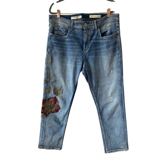 Anthropologie Denim - Anthropologie Pilcro and The Letterpress Slim Boyfriend Jeans Size 33